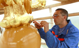 золочение скульптуры